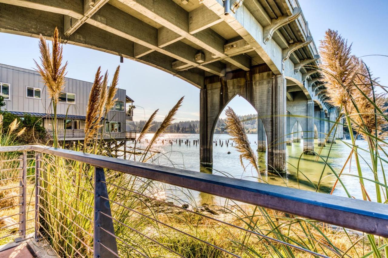 The Riverfront Florence Exterior foto